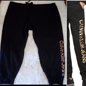 Calvin Klein Joggers Active wear Pants.